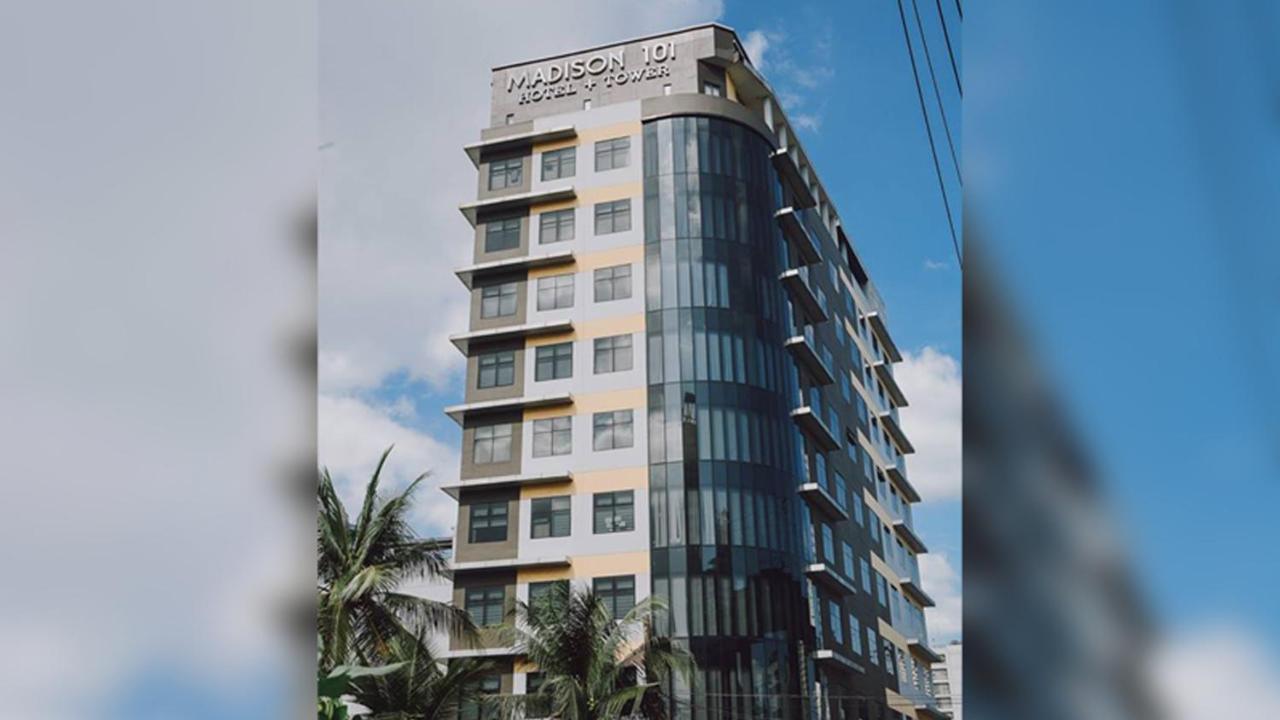 Madison 101 Hotel + Tower Quezon City Exteriör bild
